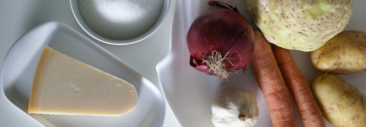 REFRESHER recept: Připrav si jednoduchý tomatový krém s čerstvou bazalkou