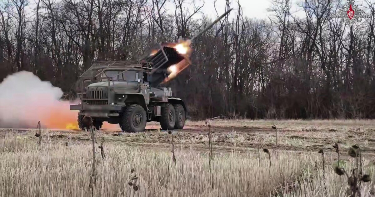 Ukrajina požaduje vysvětlení od Číny. Tvrdí, že čínští vojáci bojují po boku Rusů