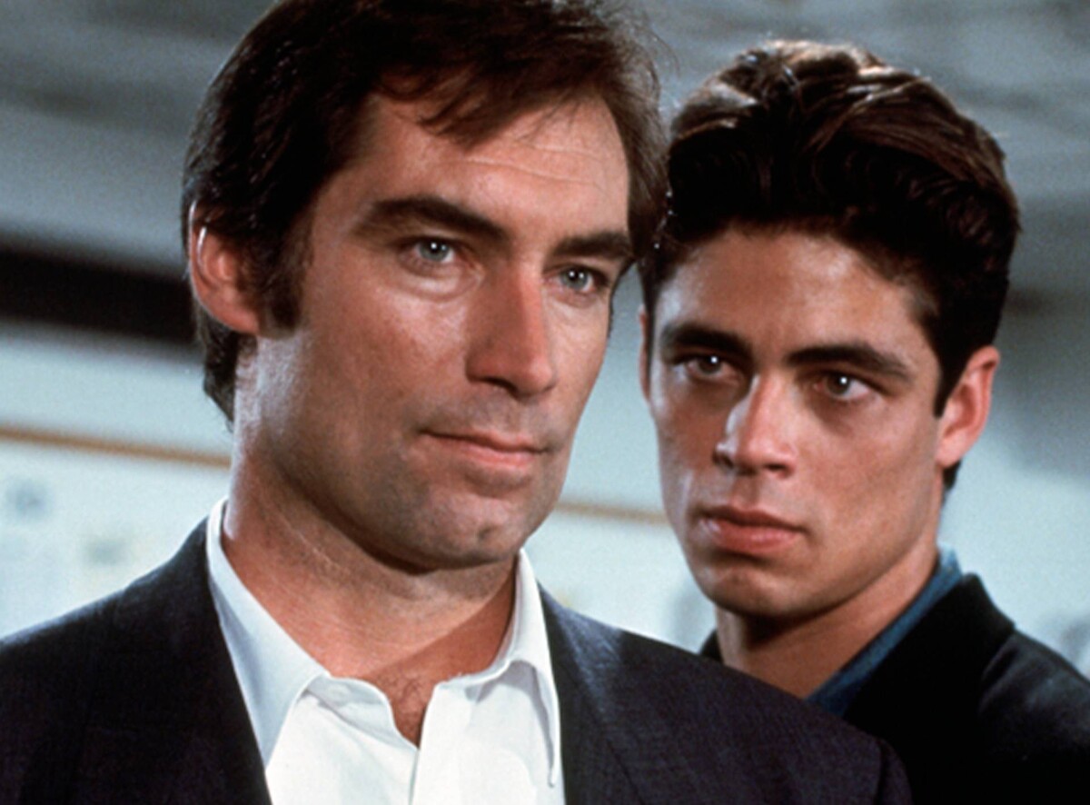 Timothy Dalton  Benicio Del Toro Povolenie zabíjať James Bond