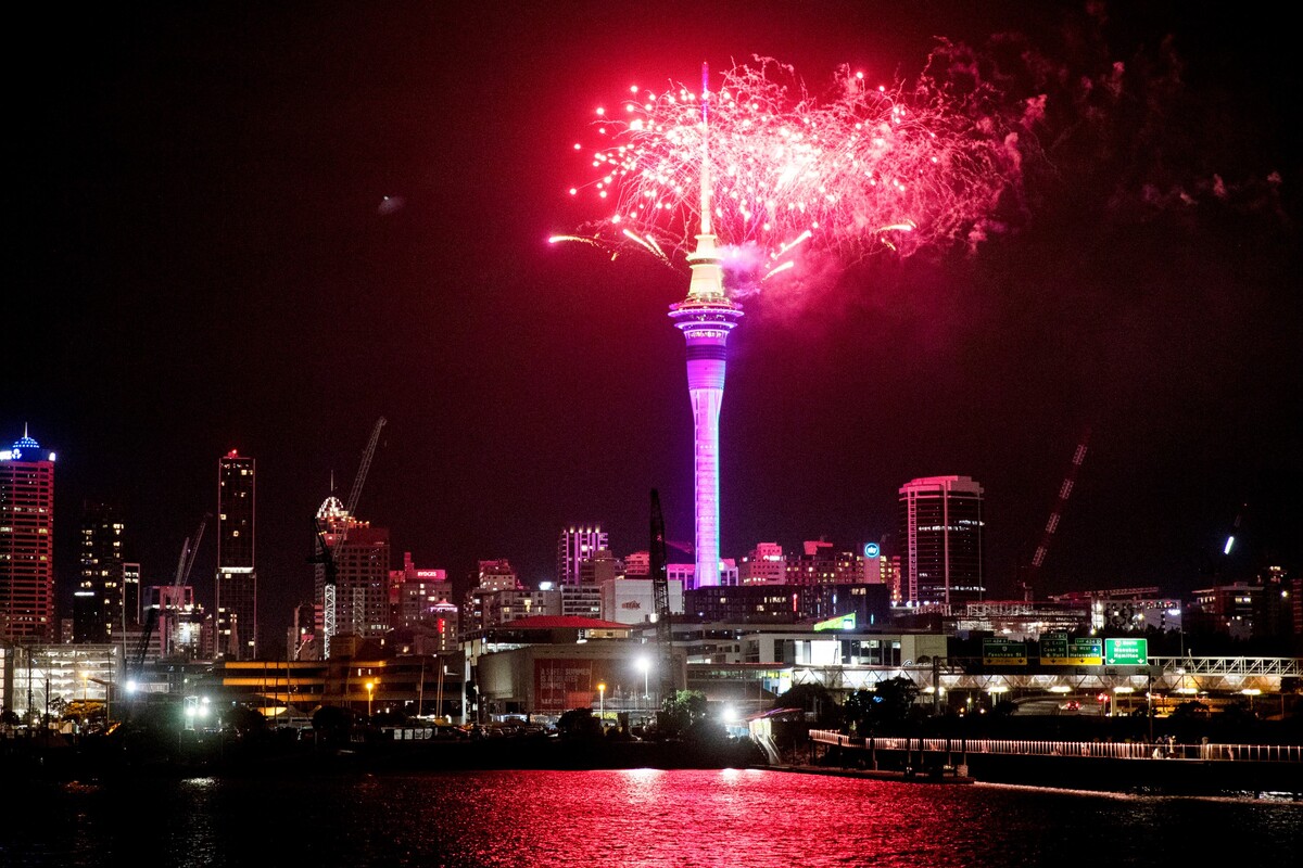 Oslavy nového roku v Aucklandu na Novém Zélandu.