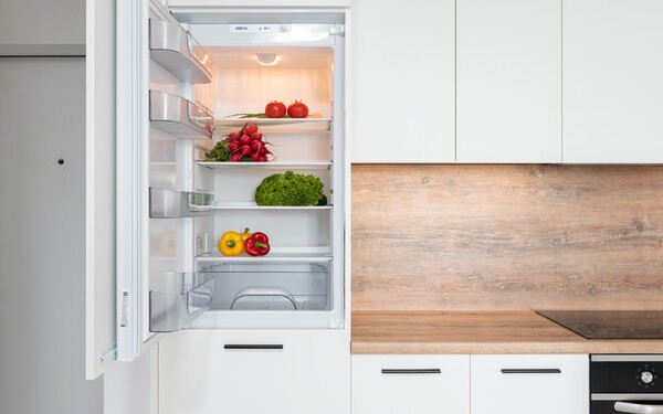 Stává se ti, že ve své lednici najdeš prošlé jídlo?