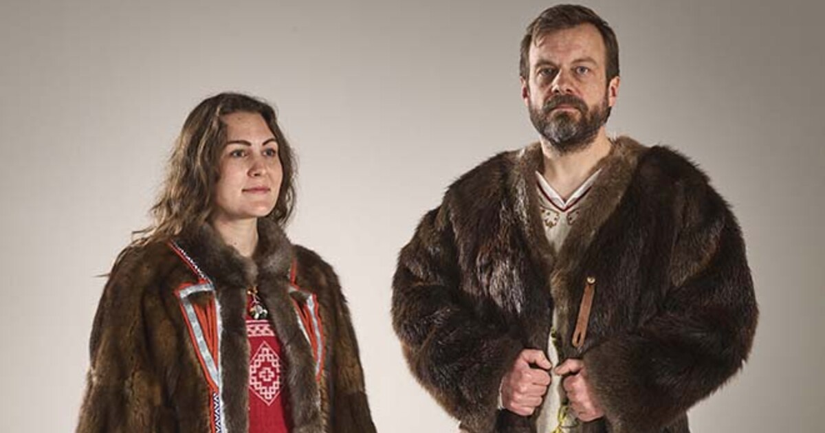 Špinaví, odporní zabijáci v nevýrazném oblečení? Ne, Vikingové údajně vypadali jako popoví zpěváci ze 70. let