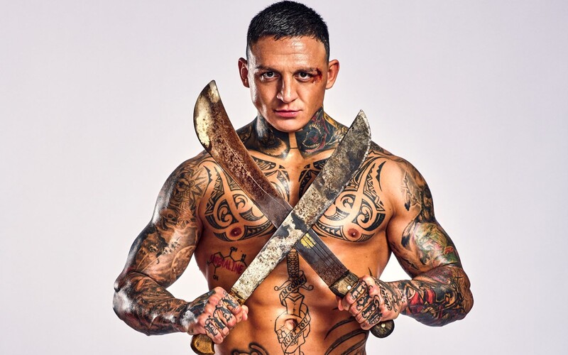 MMA zápasník Gábor Boráros končí v reality show Survivor. Lékaři mu zakázali pokračovat v soutěži kvůli problémům s kolenem.