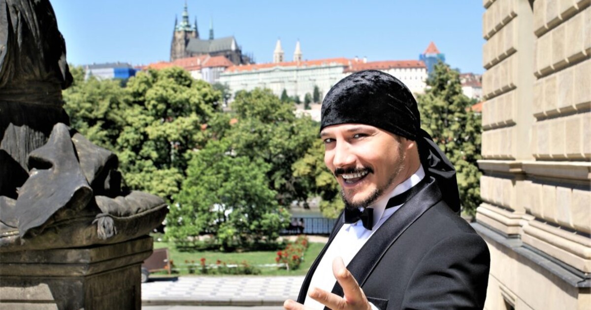 Zpěvák Bohuš Matuš do toho zase šlápnul. Partnerku nazval dítětem