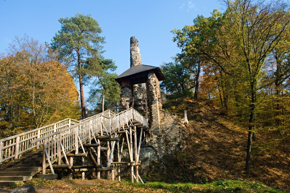 Zřícenina hradu Zlenice