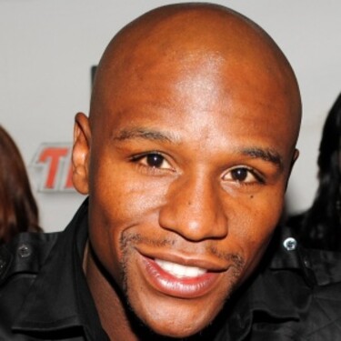 V ktorom roku si v boxerskom zápase storočia zmerali sily Floyd Mayweather a Manny Pacquiao?