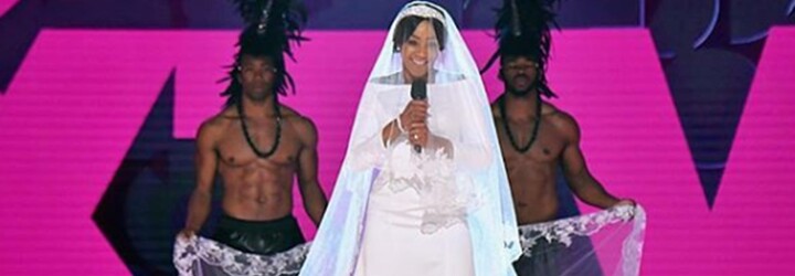 Ako to vyzeralo na MTV Movie & TV Awards? Nechýbala ani Kim Kardashian s mamou, ktoré si dokonca odniesli cenu