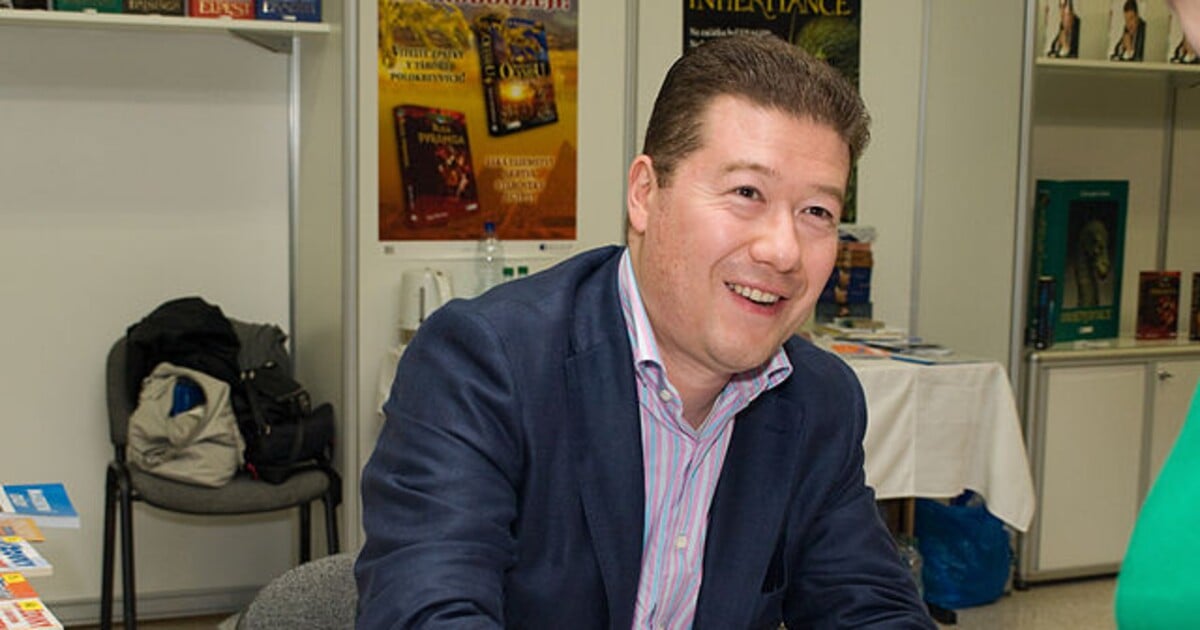 Tomio Okamura představil novou image. Své politické názory ale zatím nezměnil