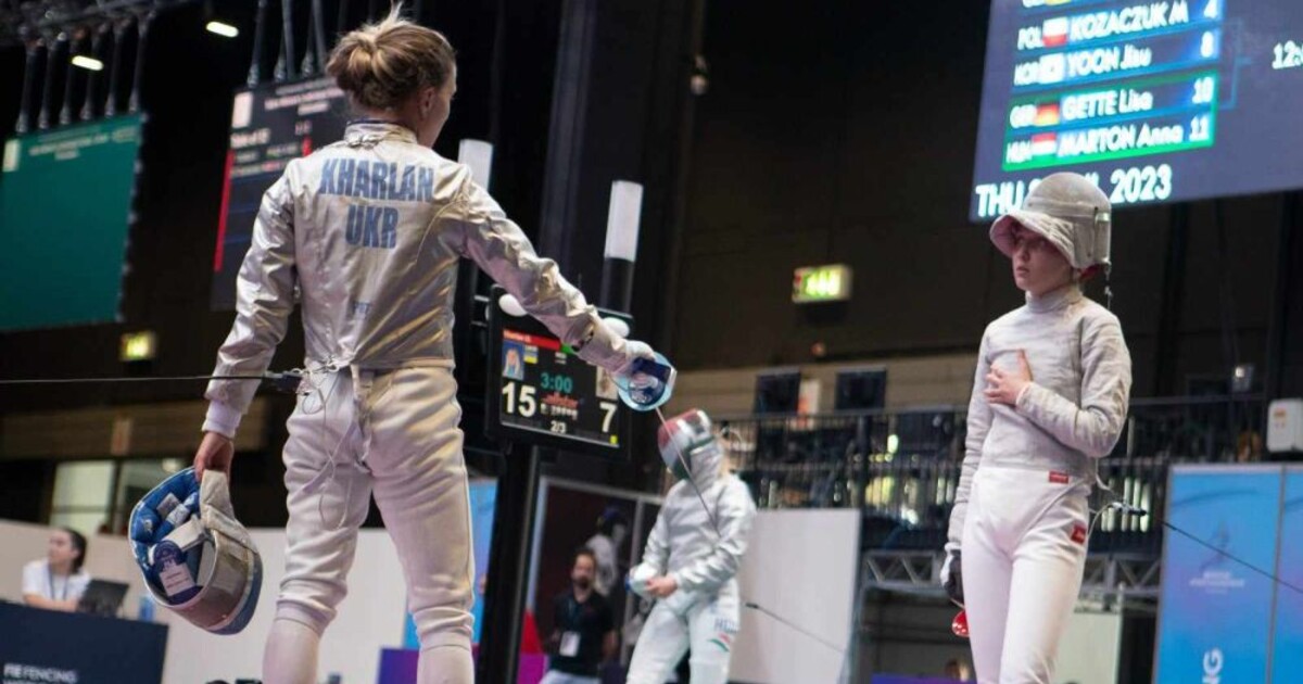 Ukrajinská šermířka si odmítla podat ruku s ruskou soupeřkou. Diskvalifikovali ji