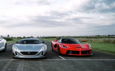 963koňové LaFerrari porazil ve sprintu nový elektromobil. Tesla to ale není! 963koňové LaFerrari porazil ve sprintu nový elektromobil. Tesla to ale není!