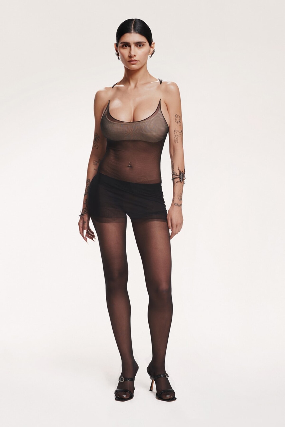 Bývalá pornoherečka Mia Khalifa je jednou z tvárí novej kolekcie parížskeho ateliéru Y/Project.
