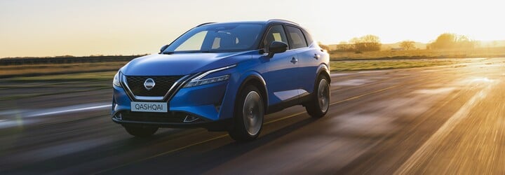 Zakladatel kompaktních crossoverů je zde ve 3. generaci. Nový Qashqai sází výhradně na hybridní pohon