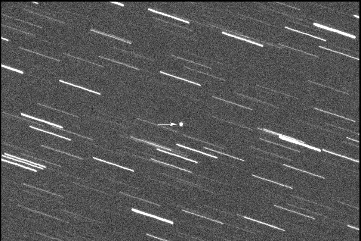 NASA mrakodrap asteroid prelet Zem