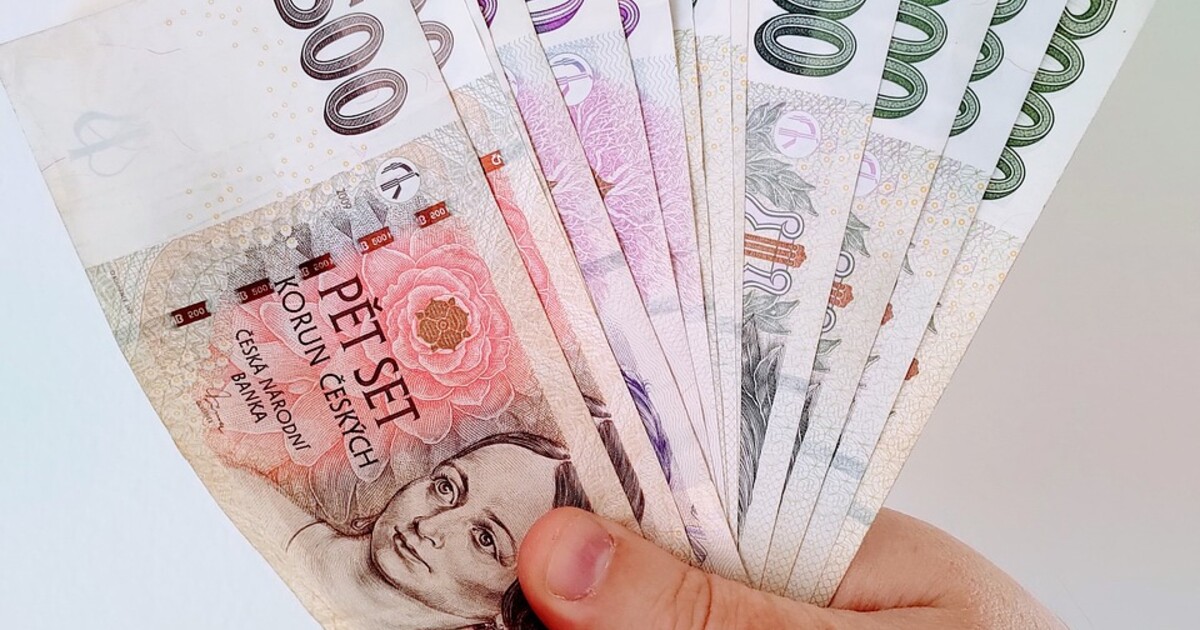 Dosáhneš na důstojnou mzdu v Česku? V Praze a Brně přesahuje dokonce 50 tisíc