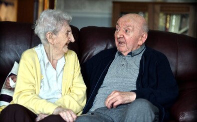 98-ročná babička sa presťahovala do domova dôchodcov, aby sa postarala o 80-ročného syna. Ada nikdy neprestala byť mamou 98-ročná babička sa presťahovala do domova dôchodcov, aby sa postarala o 80-ročného syna. Ada nikdy neprestala byť mamou