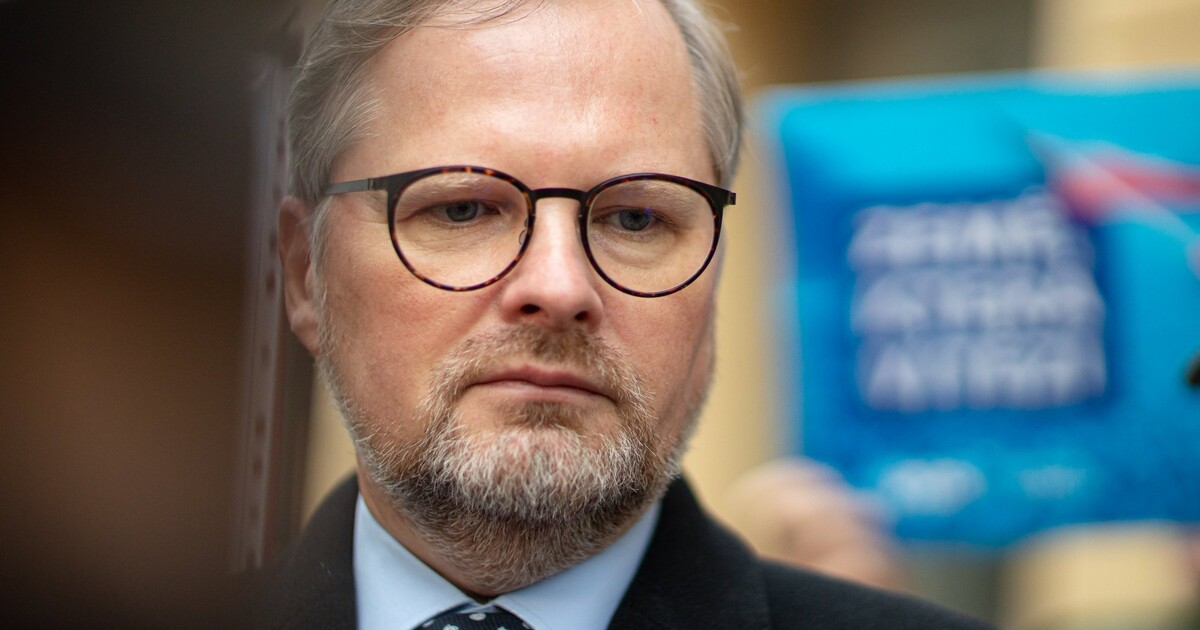 „Byla to skvělá jízda.“ Petr Fiala po neúspěchu ve volbách skončí v čele ODS. Kdo jsou možní nástupci?