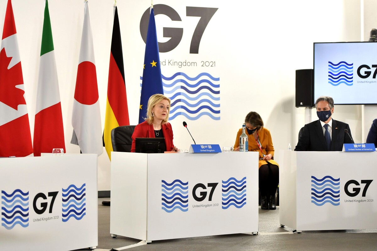 g7