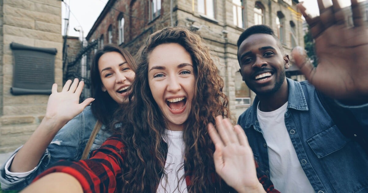 Polská společnost vyvinula translator pro cestovatelstvo. Umí překládat jazyky i varovat před pokutou