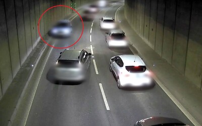 V brněnském tunelu se řítilo auto v protisměru. Nikdo se naštěstí nezranil 