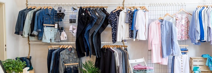 Nie je sekáč ako sekáč. Jedinečný second hand NOSENE vdychuje použitému oblečeniu vôňu a druhý život (Rozhovor)