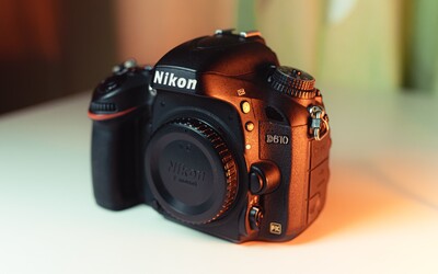 Nikon prestáva s vývojom zrkadloviek. Chce sa plne sústrediť na hybridné bezzrkadlové fotaparáty.