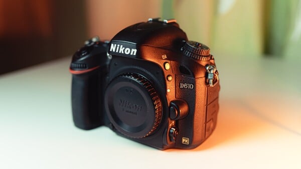 Fotoaparáty Nikon pochází... 