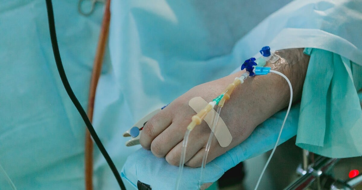 V pražské nemocnici leží už sedm let. Neznámý muž neumí mluvit a nikdo nezná jeho jméno