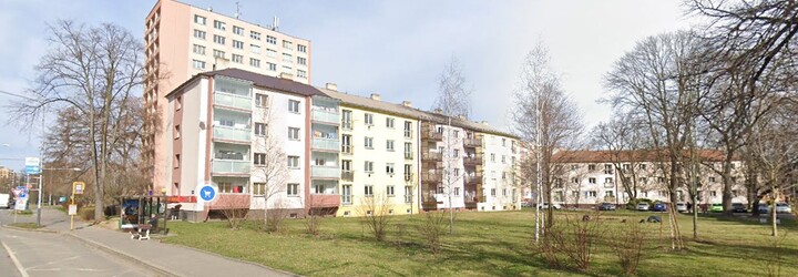 Policie stále nezná identitu muže, jehož tělo se našlo na ulici v Ostravě