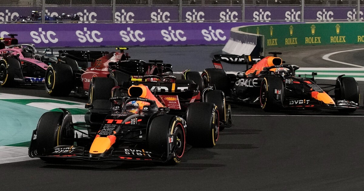 Vybrali jsme nejlepší memes z letošní úvodní znělky Formule 1