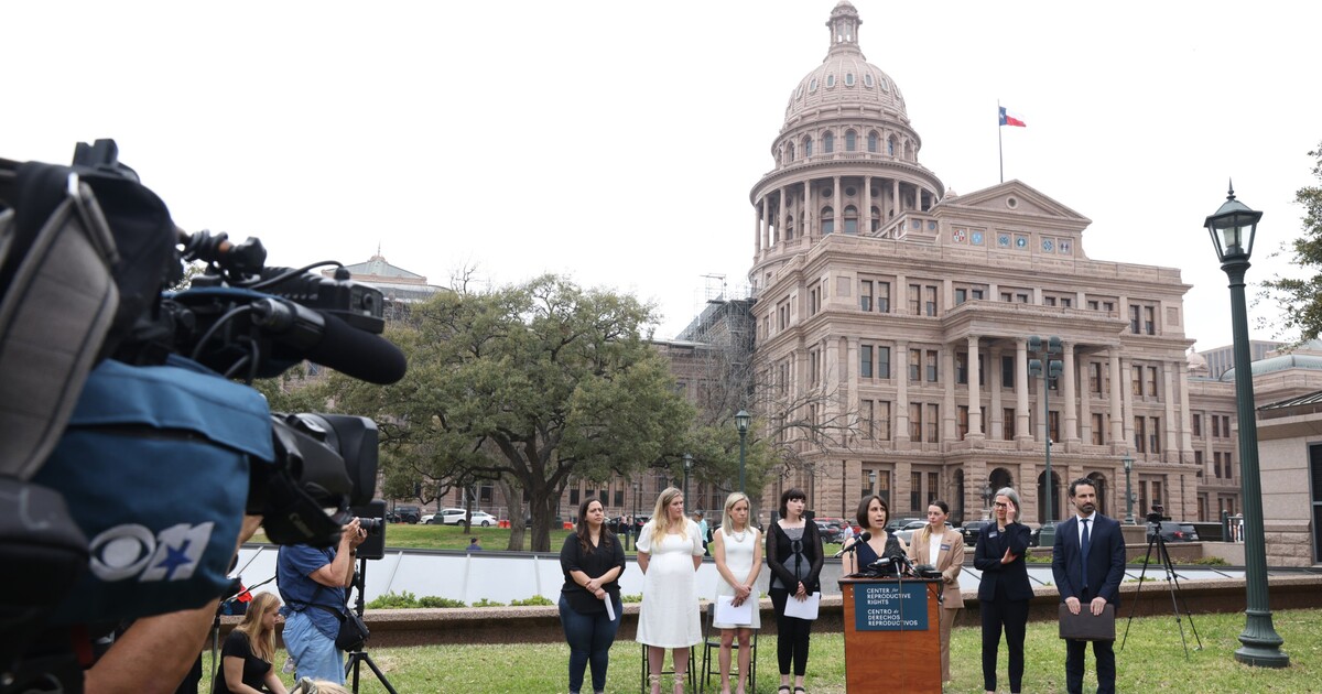 Septický šok a hospitalizace na JIP: Měly vážné komplikace, přesto jim byla odepřena interrupce. Pět žen z Texasu žaluje stát