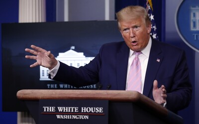 Trump chce, aby lidé proti koronaviru používali lék proti malárii. Varují ho před tím i vlastní poradci.
