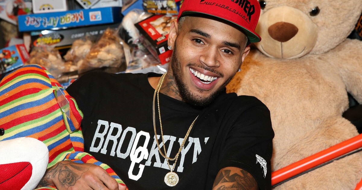 Chris Brown byl zatčen policií. Důvodem je násilné chování v klubu