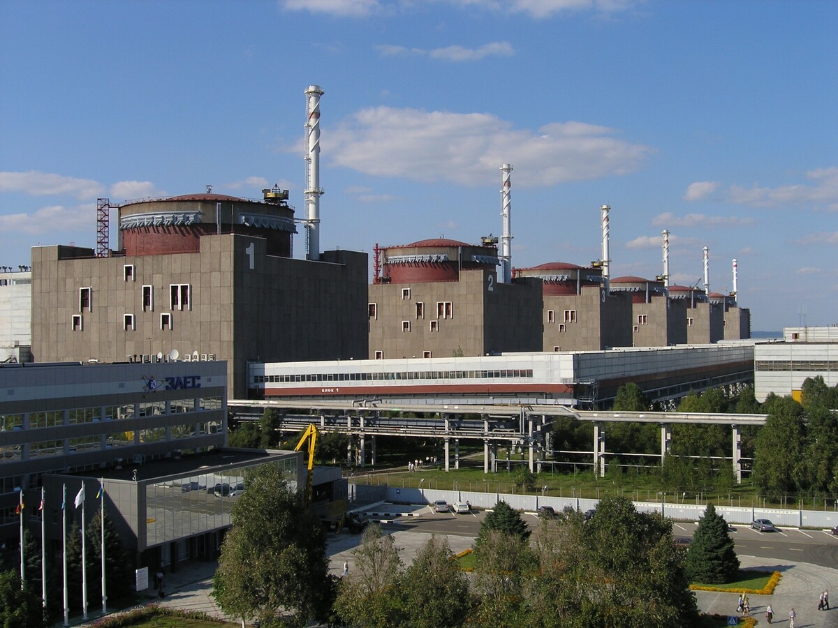 Ukrajinská jadrová elektráreň v Záporoží je najväčšia v Európe.
