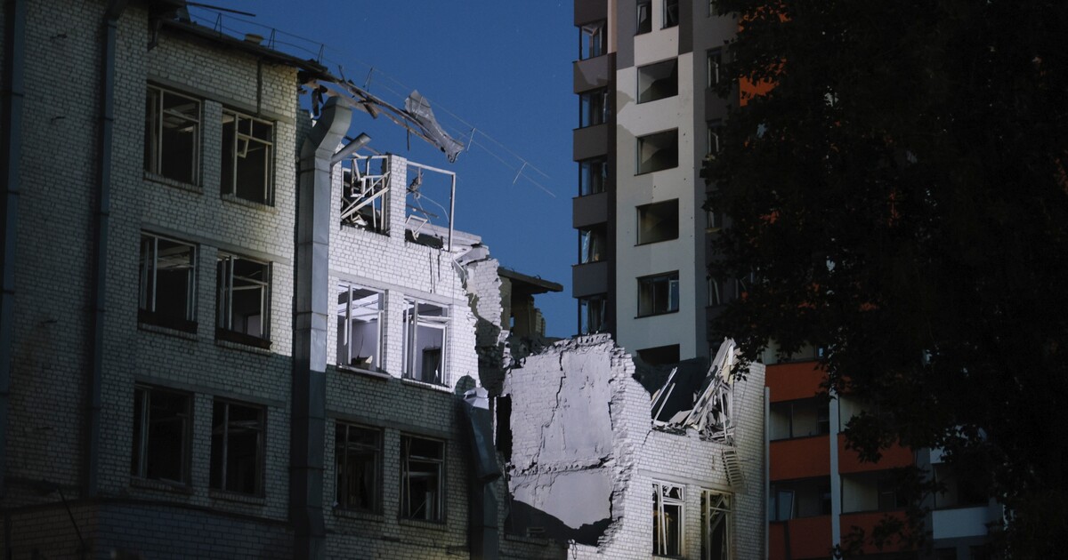 Po nočním ruském útoku na Kyjev zemřely dvě děti