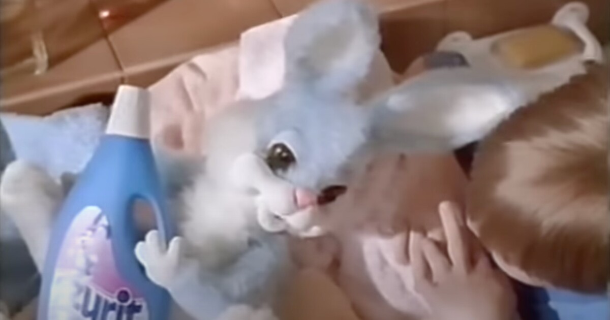 Sex, čokoláda a Jarda Jágr: Toto jsou nejbizarnější reklamy 90. let