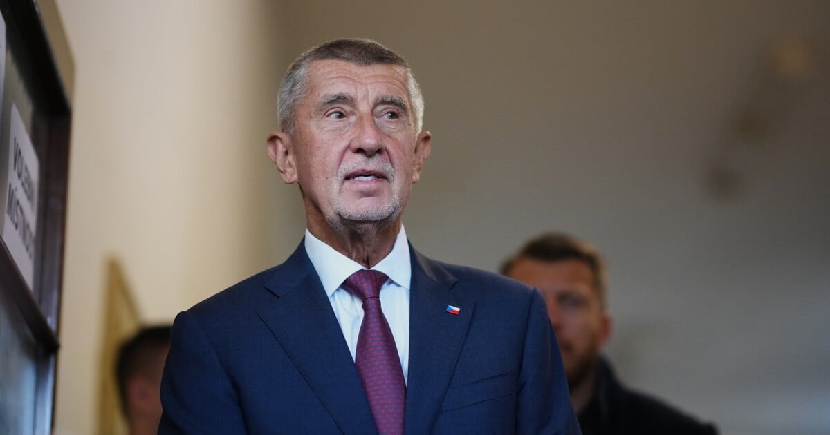 NOVÝ PRŮZKUM: ANO stále drtivě vyhrává, ODS už ale není druhá. Motoristé by se do Sněmovny nedostali