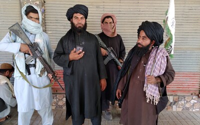 AKTUALIZOVANÉ: Taliban ovládol cez polovicu územia Afganistanu. Bezpečnostná situácia v krajine sa z hodiny na hodinu zhoršuje