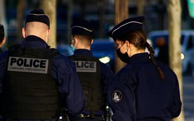 AKTUÁLNĚ: Při ozbrojeném útoku na hlavním nádraží v Paříži utrpělo zranění několik lidí