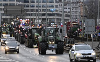 AKTUÁLNĚ: Traktory dorazily do Prahy. Farmáři chtějí blokovat centrum až do odpoledních hodin