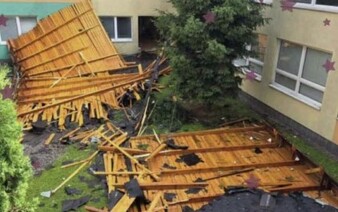 AKTUÁLNE: V Michalovciach vyhlásili mimoriadnu situáciu. Silný vietor napáchal veľké škody