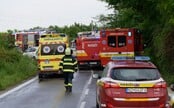 AKTUÁLNĚ: Vlak Českých drah narazil na Slovensku do autobusu. Nehoda si vyžádala nejméně čtyři životy