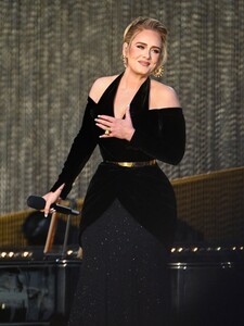 Adele oznámila, že si dává od hudby velkou pauzu. Co má v plánu?