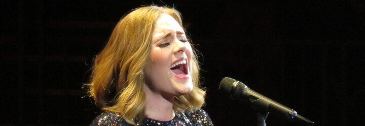 Adele vystoupí kousek od Česka. Po obrovském zájmu přidává nové koncerty