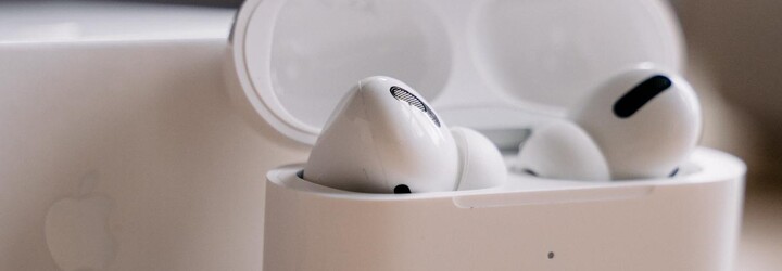 AirPods s kamerou? Podle nové zprávy přijdou už za dva roky