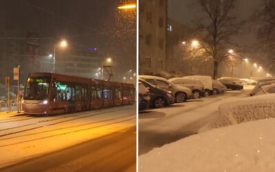 Ak nemusíte, do Bratislavy nejazdite, varuje polícia. Husté sneženie spôsobilo ráno v hlavnom meste viacero nehôd
