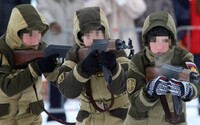 Ako Rusi fanatizujú ukrajinské deti na okupovaných územiach a robia z nich zabijakov