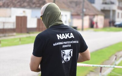 Aktualizované: NAKA v Seredi zadržala muža, ktorý vraj ovláda veľkú časť tamojšieho drogového biznisu