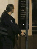 Aktualizované: Terorista z Viedne nakupoval muníciu na Slovensku, tvrdí rakúsky portál. Slovenská polícia to ale popiera