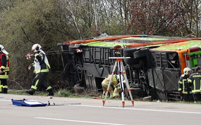 Aktuálně: Nehoda FlixBusu v Lipsku si vyžádala nejméně pět mrtvých
