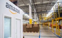 Amazon se stal první společností, která kdy ztratila 1 bilion dolarů v tržním ocenění